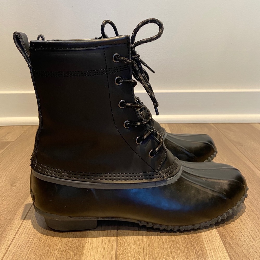 Lands’ End Women’s Flannel Insulated Duck boots